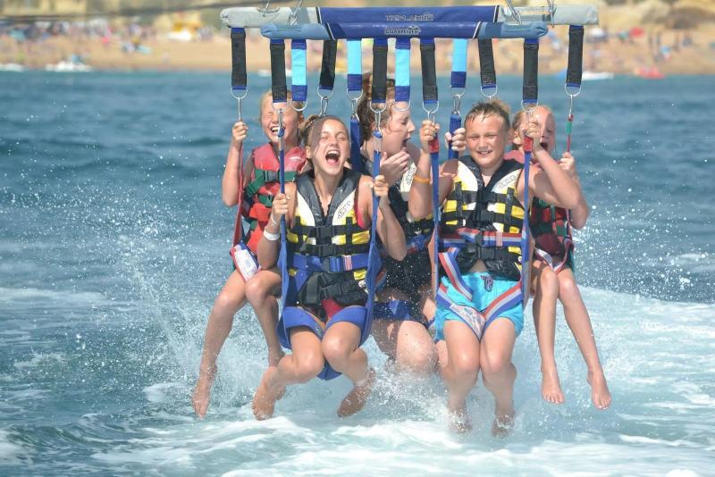 Parasailing03