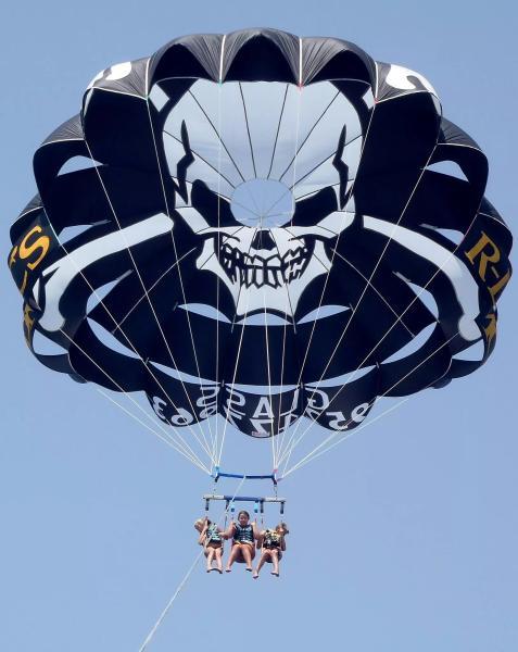 Parasailing12